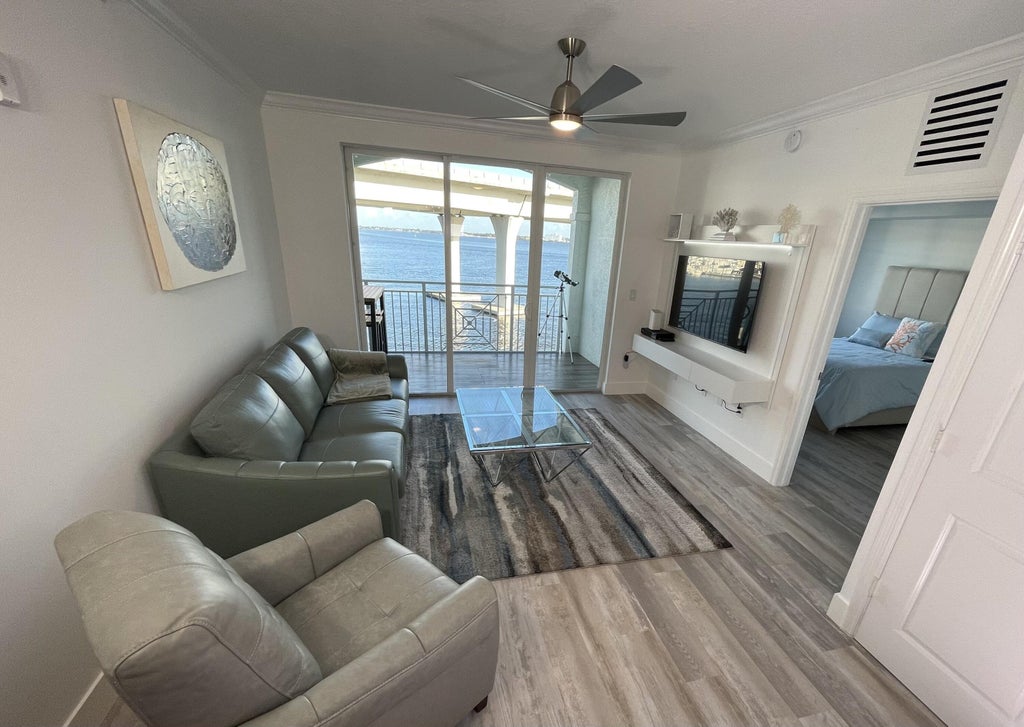 415 Nw Flagler Avenue #402, Stuart