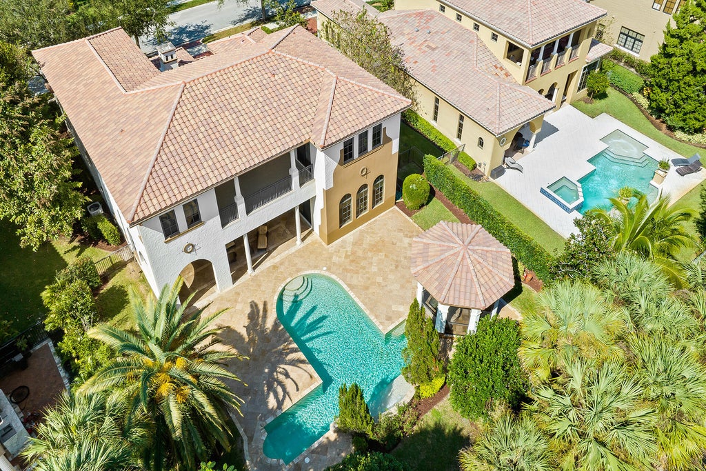 7040 Long Leaf Drive, Parkland