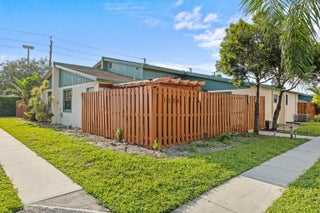 Photo of Listing #RX-11132706