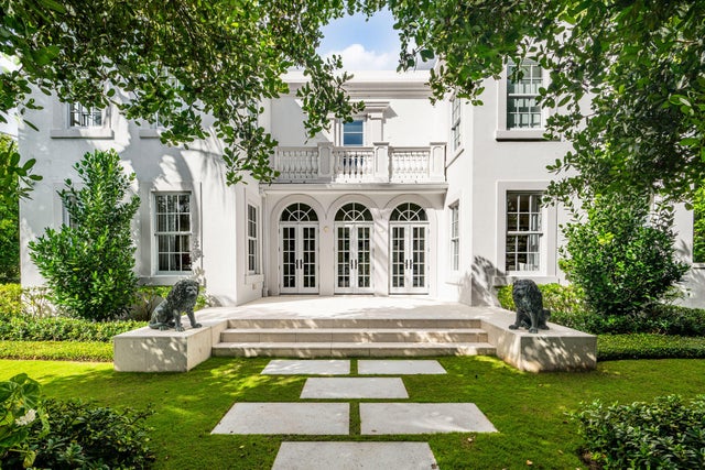 Photo of 142 S County Road, Palm Beach FL