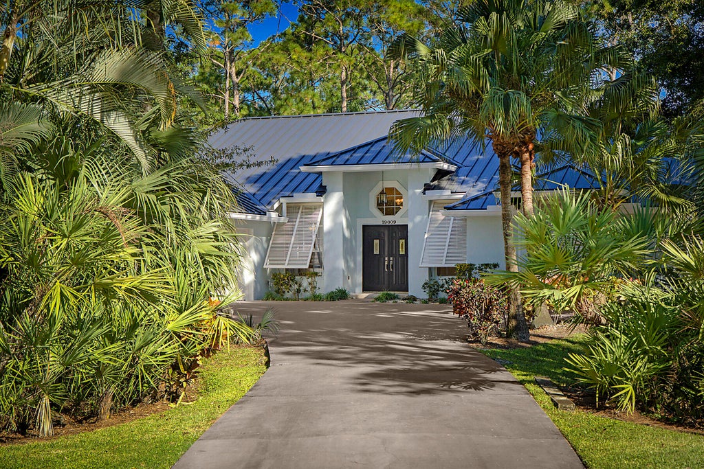 19009 Se Old Trail Drive W, Jupiter