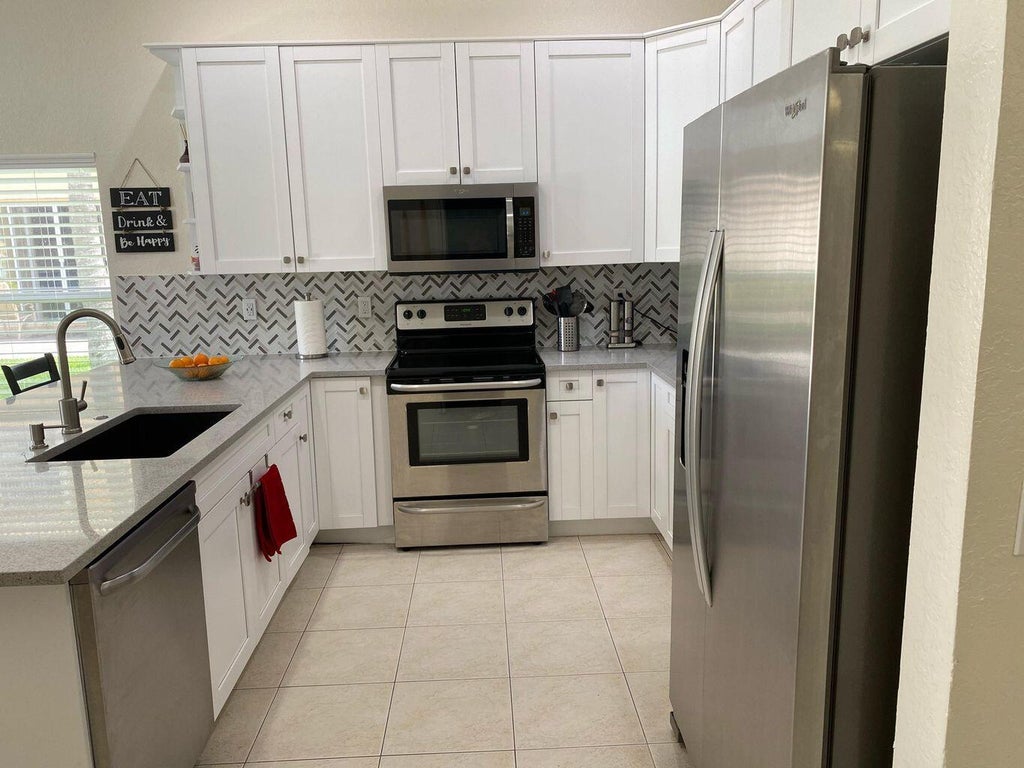 5308 Moon Shadow Lane, Greenacres