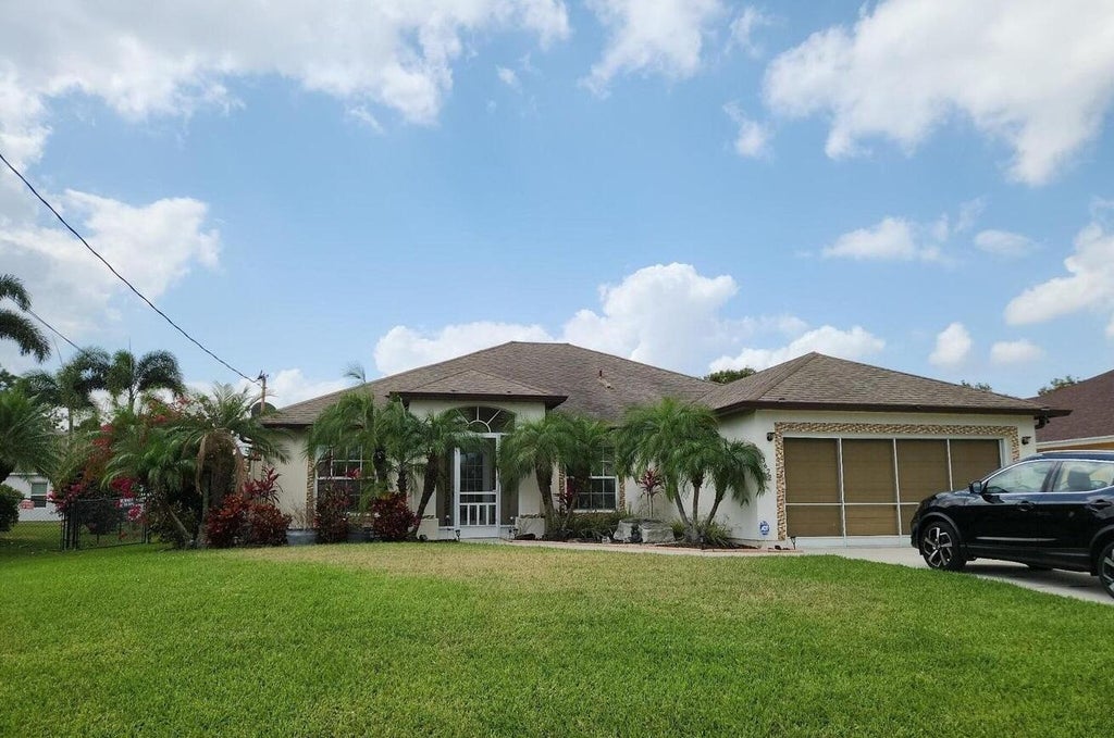 3672 Sw Carmody Street, Port Saint Lucie