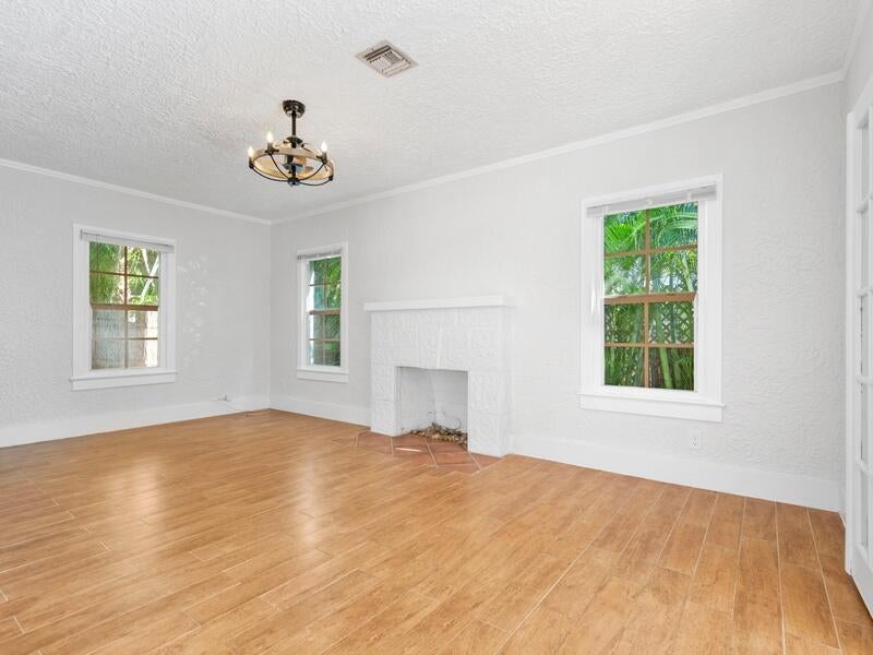 209 Lytton Court, West Palm Beach