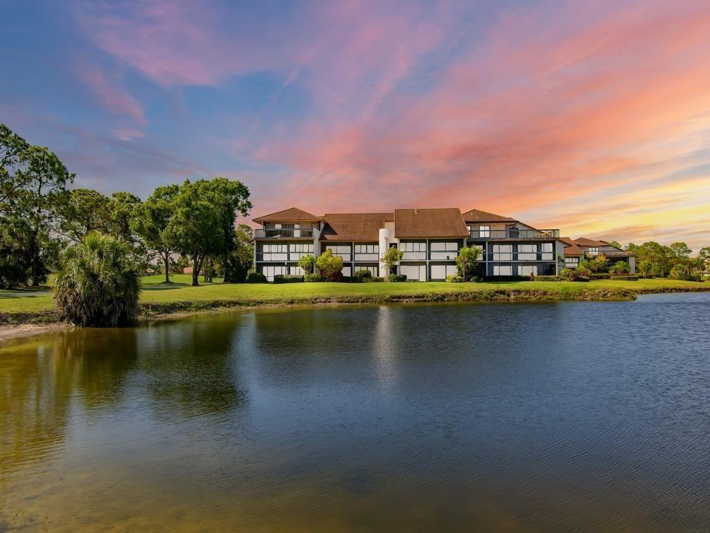 3200 Twin Lakes Terrace #202, Fort Pierce