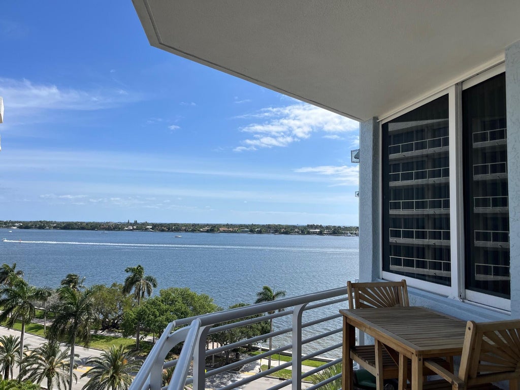 1551 N Flagler Drive #802, West Palm Beach