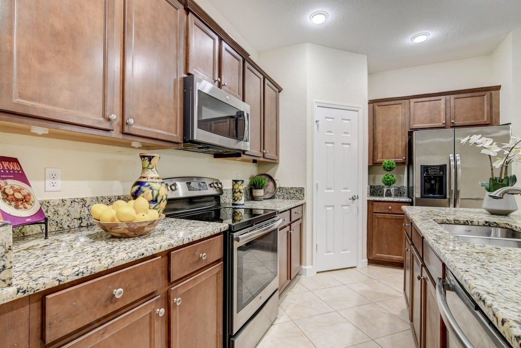 10366 Wellington Parc Dr, Wellington
