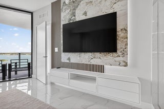 Photo of Listing #RX-11135003