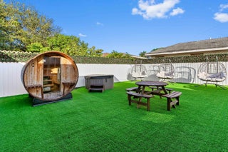 Photo of Listing #RX-11135104