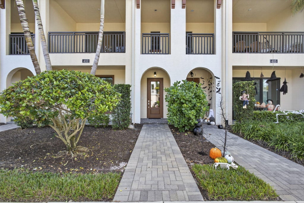 4113 Faraday Way, Palm Beach Gardens