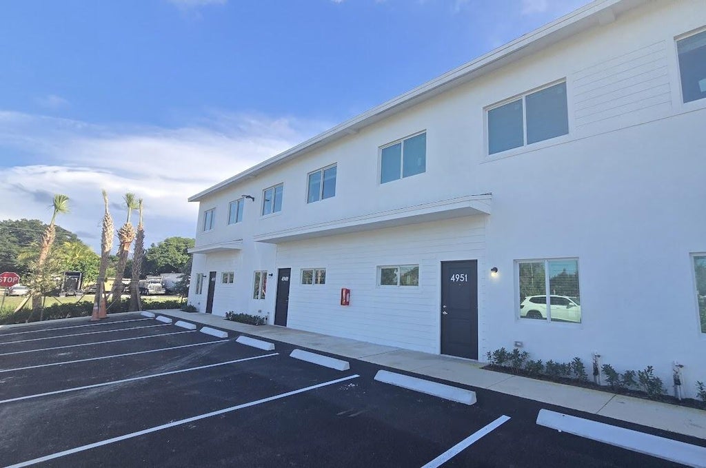 4947 Serafica Dr, Lake Worth