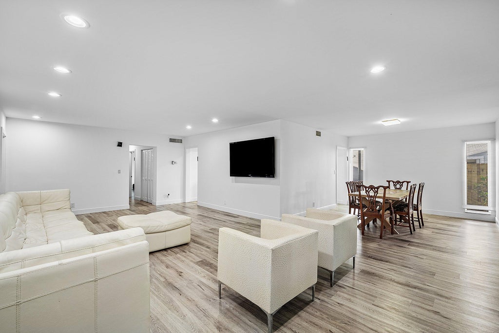 6165 Old Court Road #123, Boca Raton