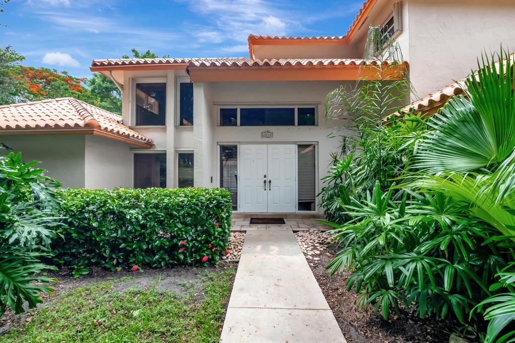 2244 Nw 39th Dr, Boca Raton