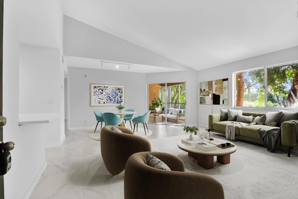 4005 W Mcnab Road #c302, Pompano Beach