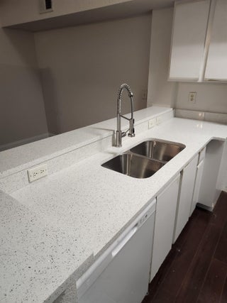 Photo of Listing #RX-11136329