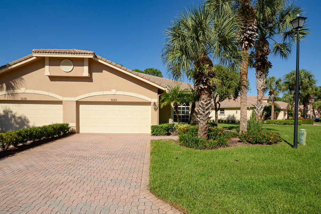 7033 Willow Pine Way, Port Saint Lucie