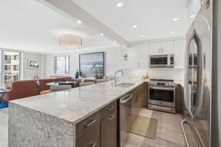 Photo of Listing #RX-11136685