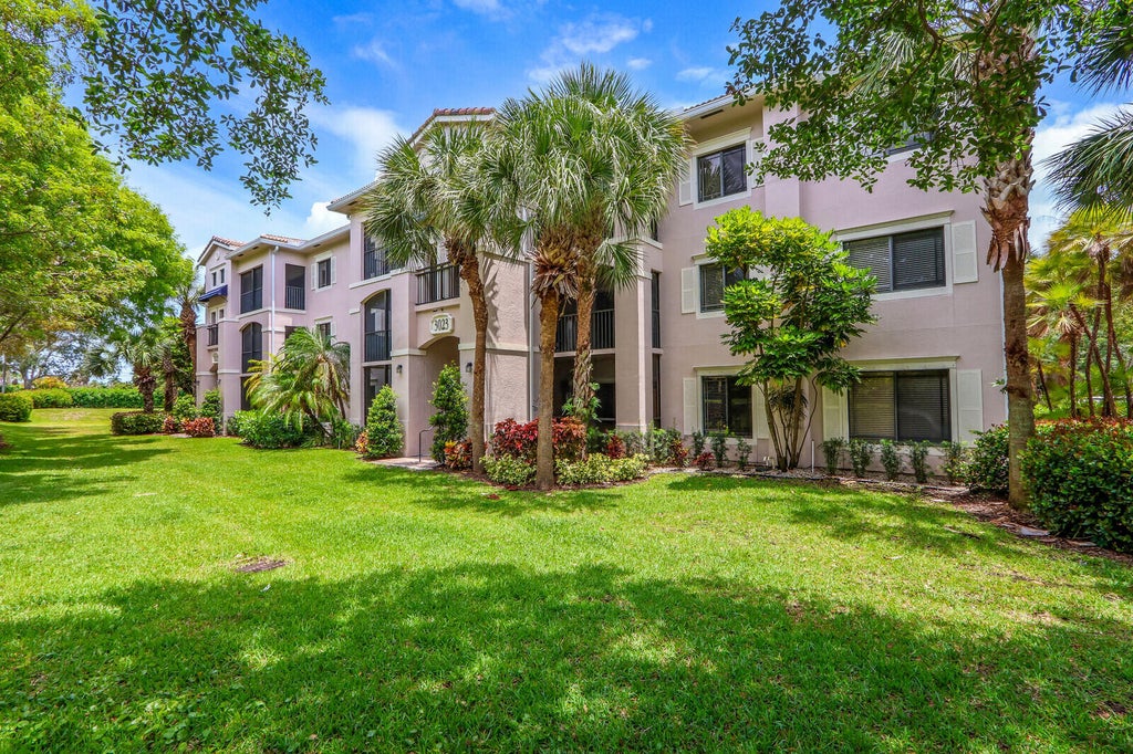 3023 Alcazar Place #203, Palm Beach Gardens