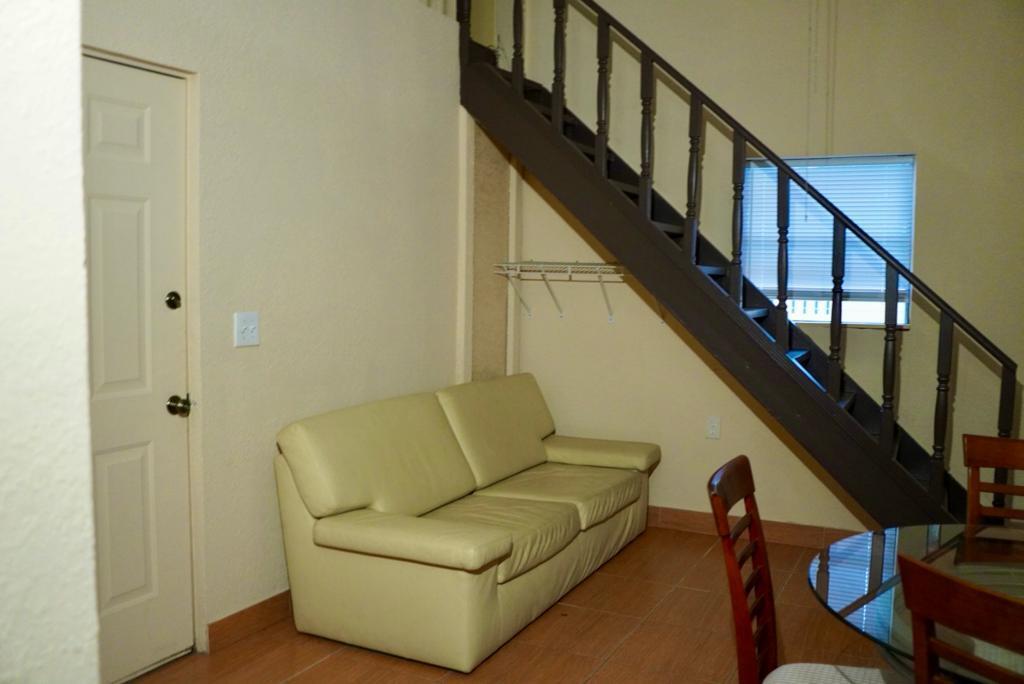 2880 B (barn Apt) Road #3, Loxahatchee