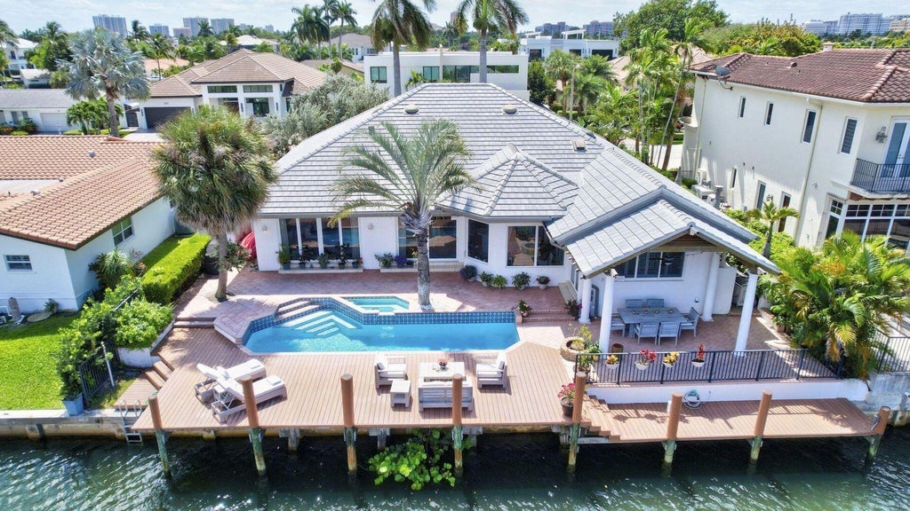 511 Golden Harbour Dr, Boca Raton