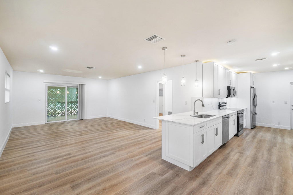 434 Sw 9th St #a, Boca Raton