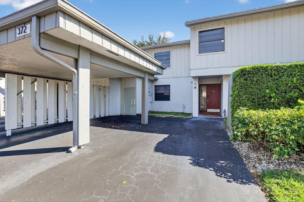 372 Deer Creek Wildwood Lane E, Deerfield Beach