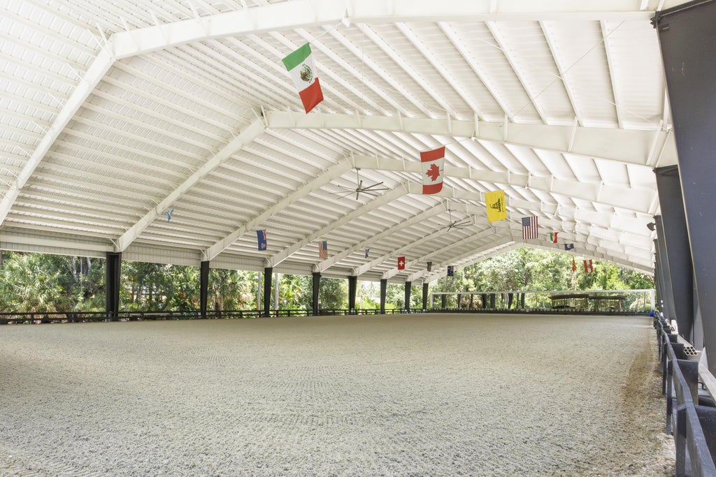 15161 Collecting Canal Road #(stalls), Loxahatchee Groves