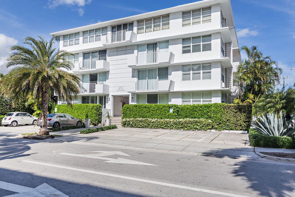 401 Peruvian Avenue #1040, Palm Beach