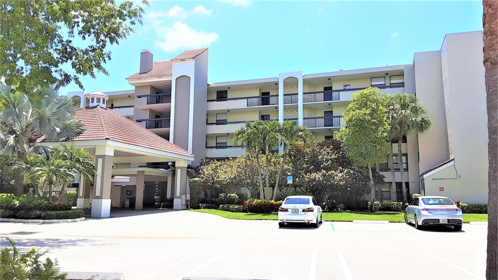 1915 Lavers Circle #e208, Delray Beach