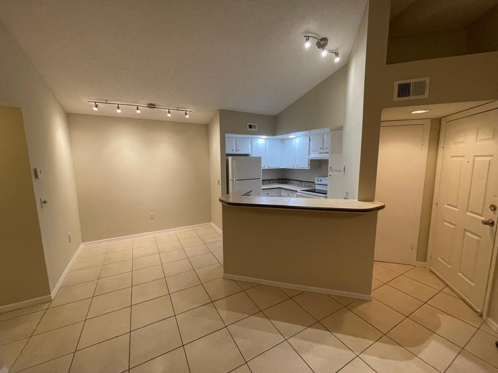 1401 Village Blvd #533, West Palm Beach