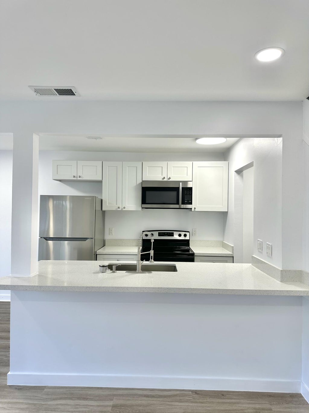 906 E Tiffany Dr #2, West Palm Beach