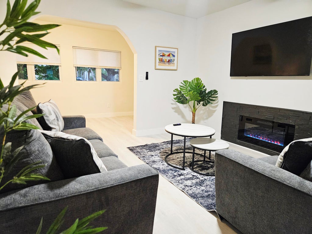 719 Briggs Street, West Palm Beach