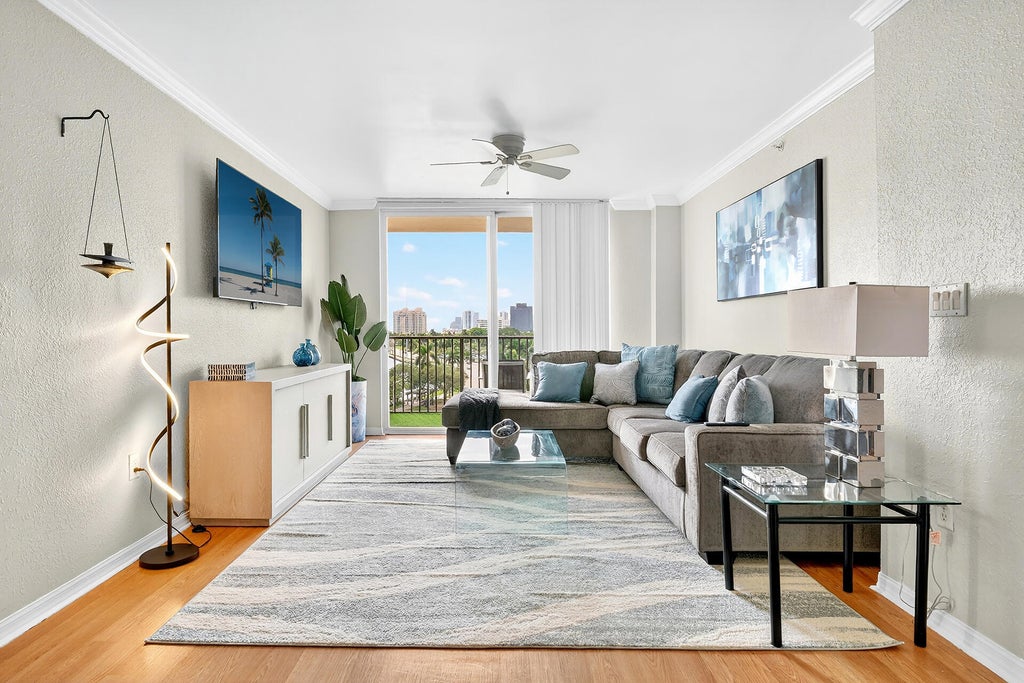 1801 N Flagler Drive #704, West Palm Beach