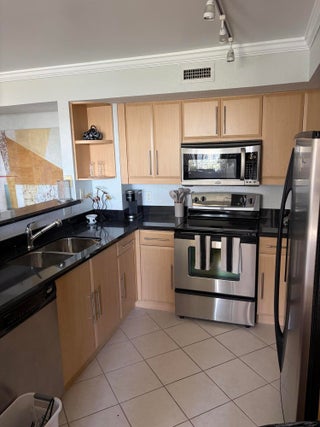 Photo of Listing #RX-11139123