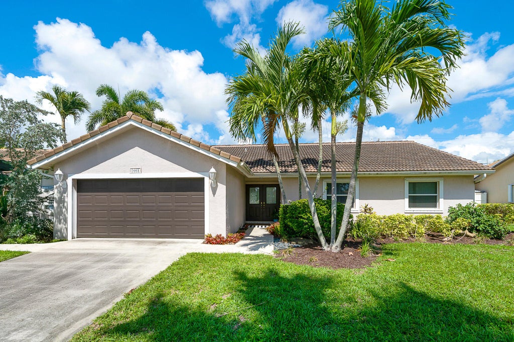 7661 W Country Club Blvd, Boca Raton