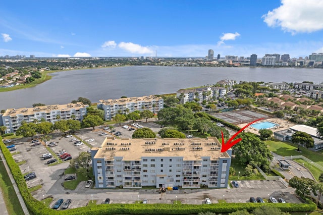 500 Executive Center Dr #3e, West Palm Beach