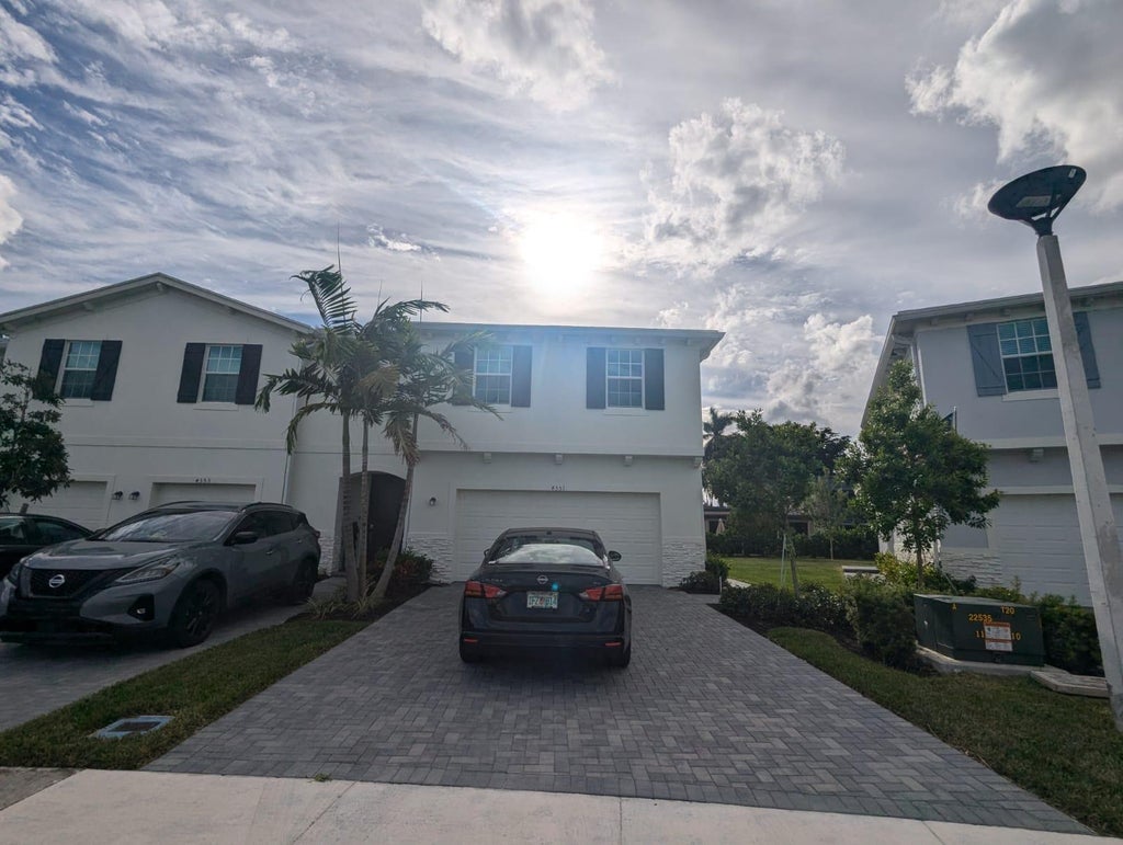 4351 Pond Lily Lane, Lake Worth