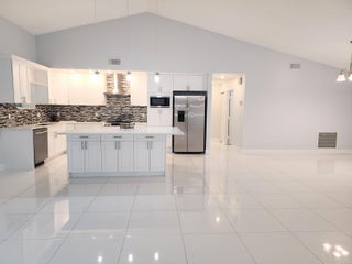 Photo of Listing #RX-11141036