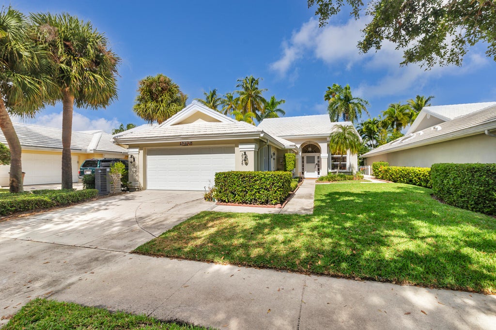 2725 Meadowlark Lane, West Palm Beach