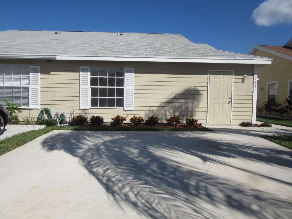 1654 Royal Forest Court, West Palm Beach