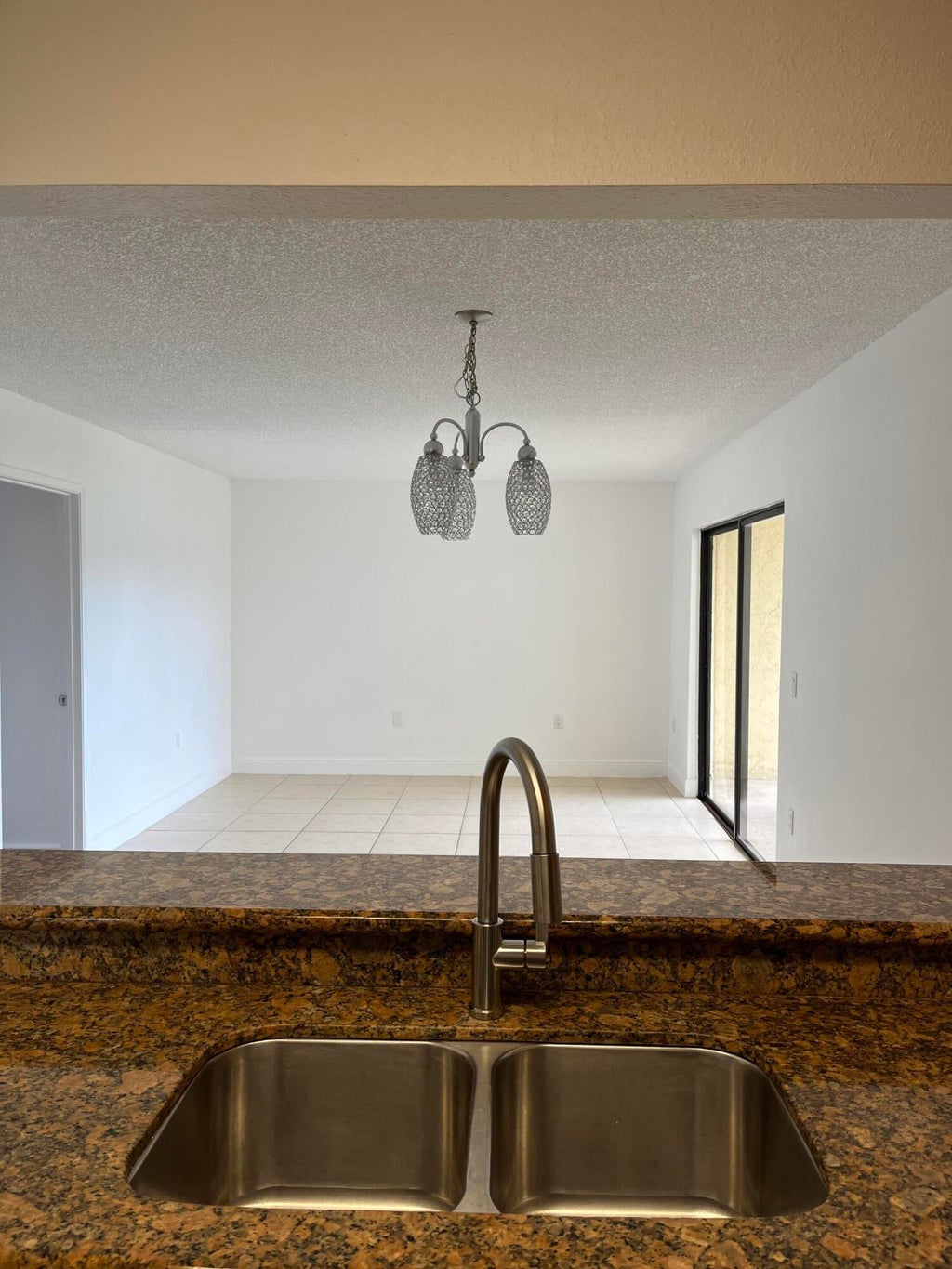 1522 Lake Crystal Drive #e, West Palm Beach