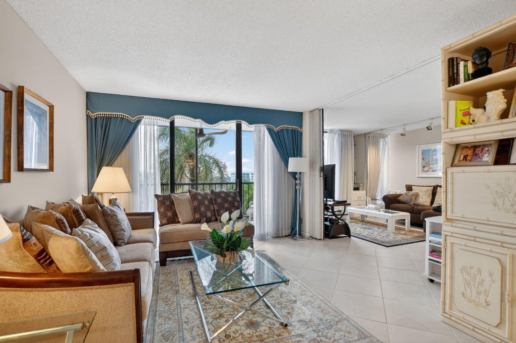 7738 Lakeside Blvd #373, Boca Raton
