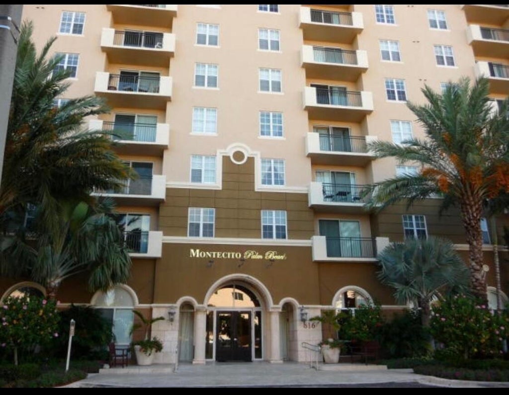 616 Clearwater Park Road #805, West Palm Beach