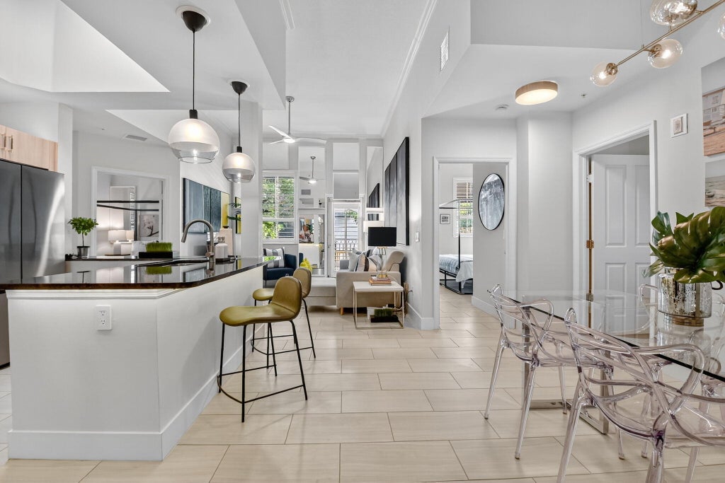 600 S Dixie Hwy #141, West Palm Beach