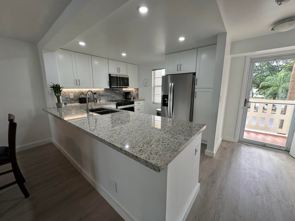 141 Se 3rd Av #203, Dania Beach