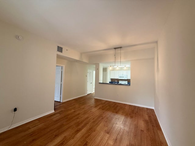 Photo of Listing #RX-11147929