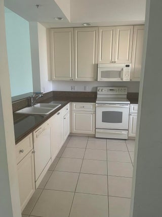 Photo of Listing #RX-11148293