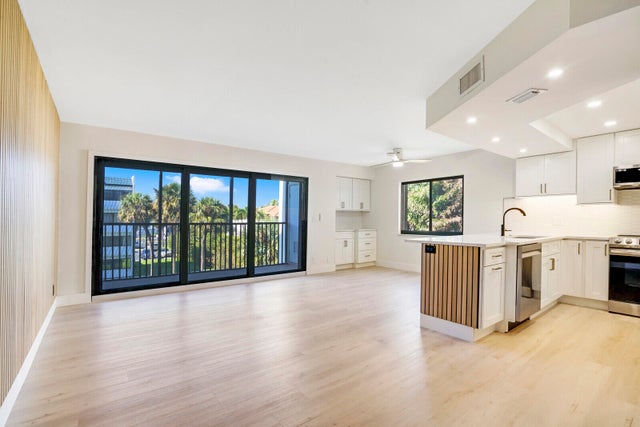 Photo of Listing #RX-11148465