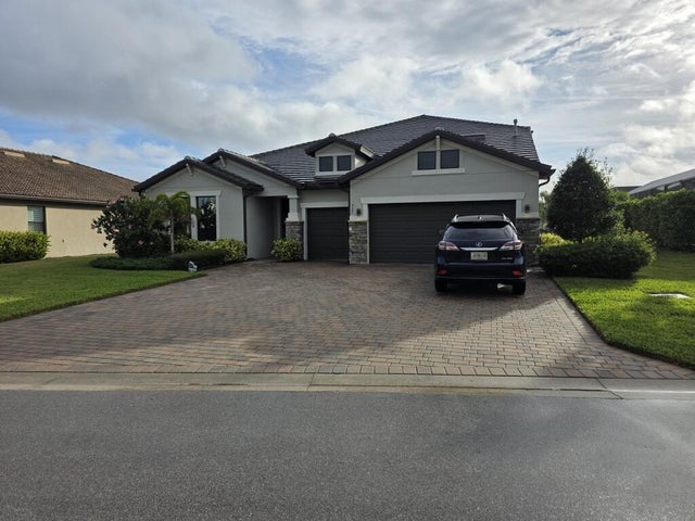 Photo of Listing #RX-11149468