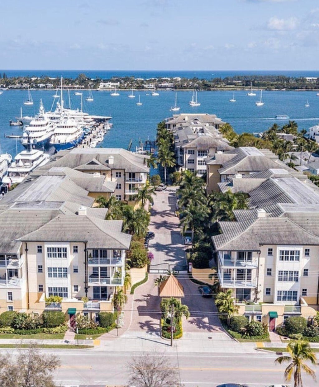 3960 N Flagler Dr #305, West Palm Beach